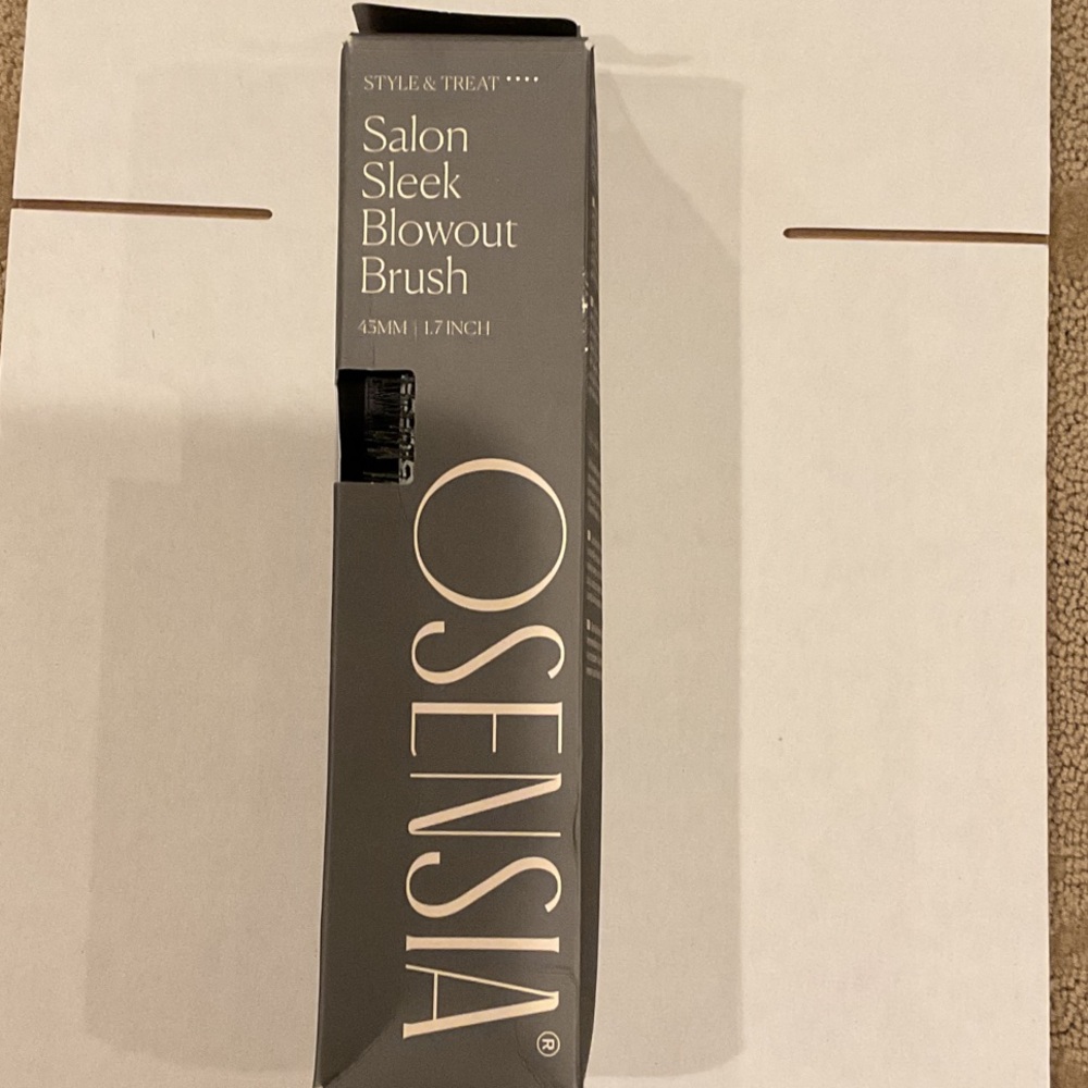 Black Salon Sleek Blowout Brush